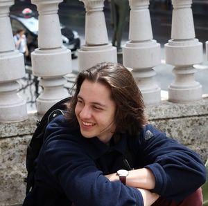 Meet your Posher, Maxime